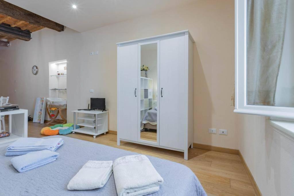Apartament Luccadentro - Centro Storico Zewnętrze zdjęcie